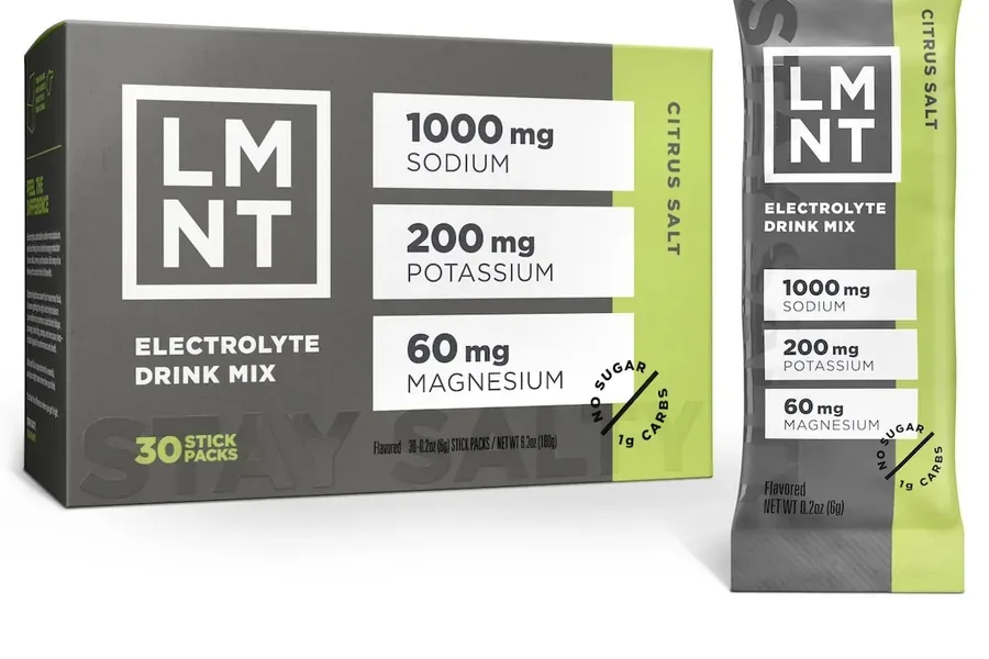 Electrolyte powder and water preparation for daily hydration