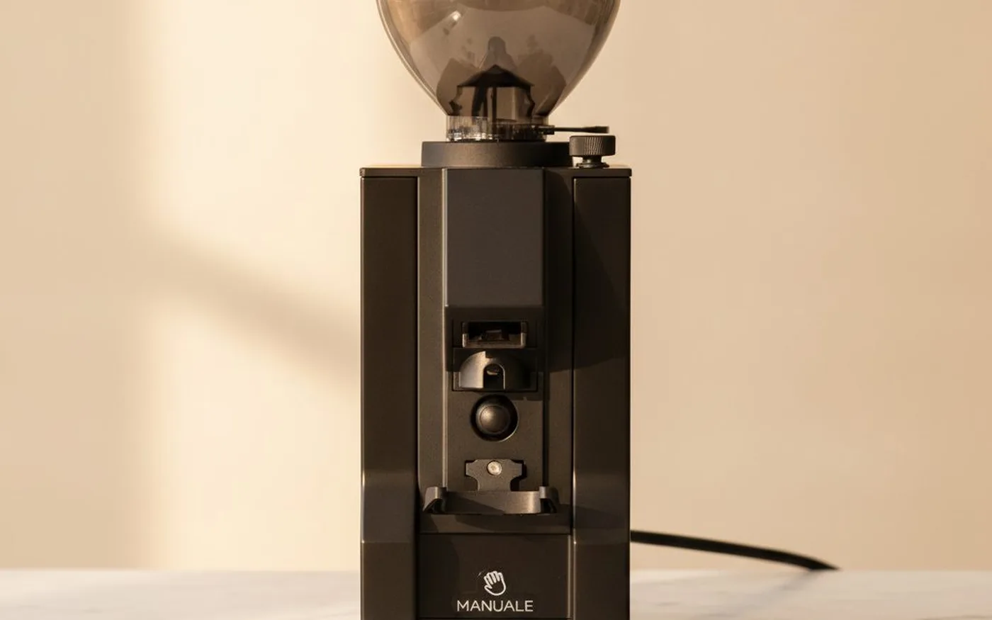 Eureka Mignon Manuale espresso grinder in silver