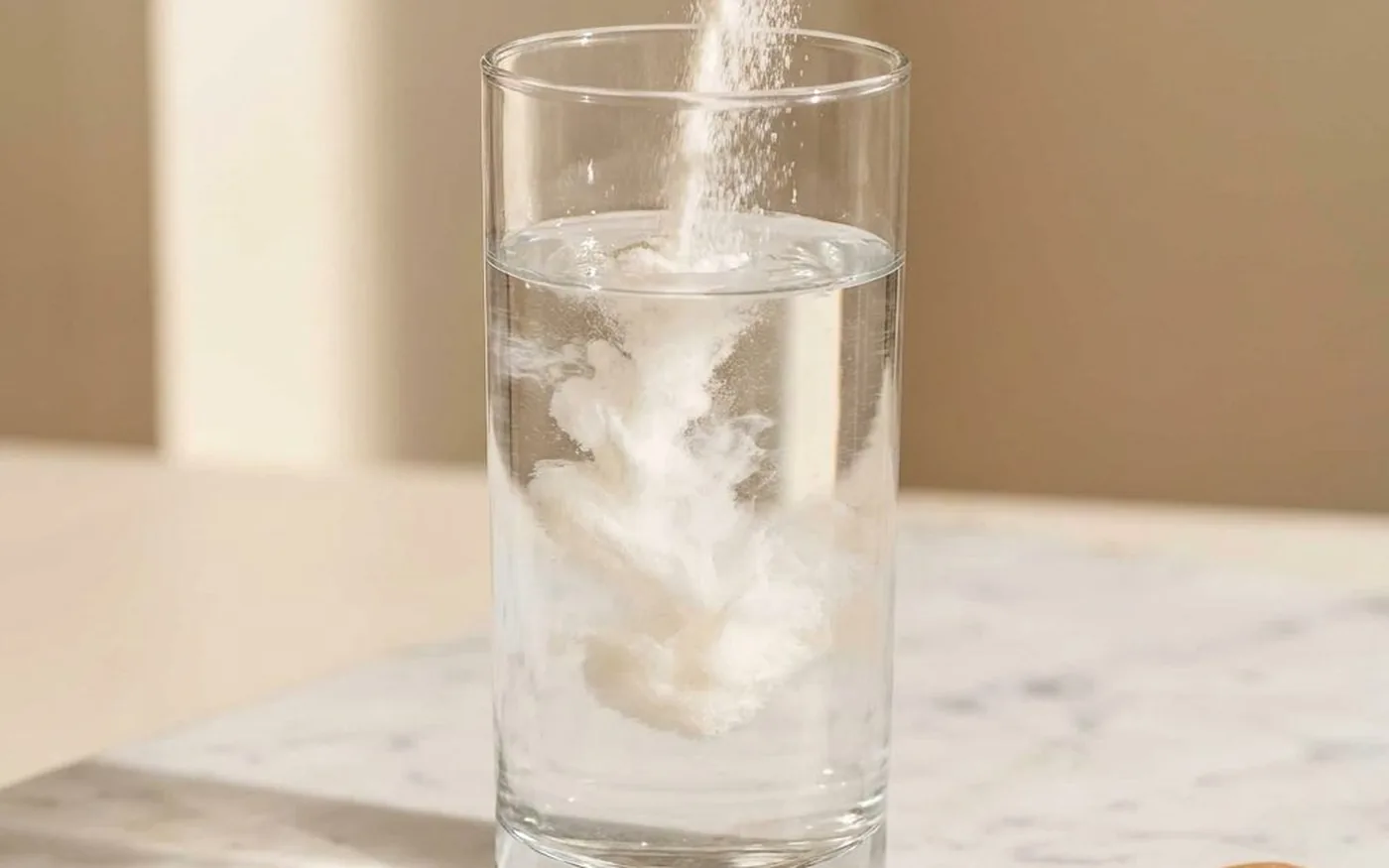 Collagen powder dissolving in water - bioavailability